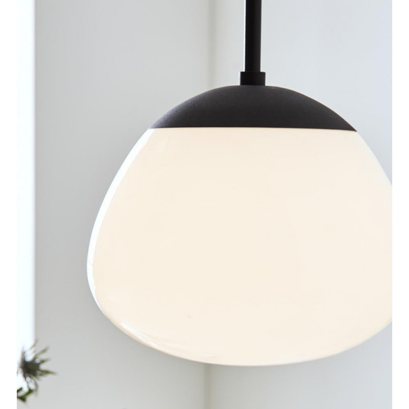 Lampa wisząca Rise - szklany klosz biały/czarny | Markslojd