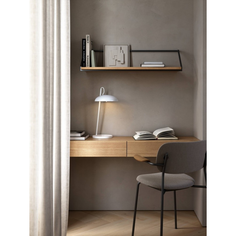 Lampa stołowa Versale biała | Design For The People