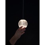 Lampa wisząca Jewels: Szklana kula, złoto, LED - Decolab24