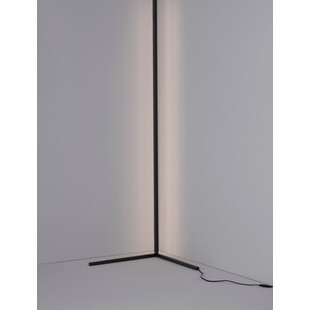 Lampa podłogowa Match LED czarna | Minimalistyczny design