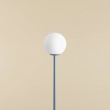 Lampa podłogowa szklana kula Aldex Pinne Colours | Dusty Blue