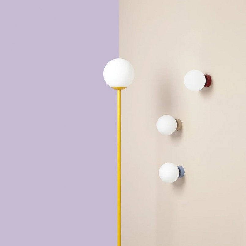 Lampa podłogowa szklana kula Aldex Pinne Colours - Musztardowa | Sklep Lamp