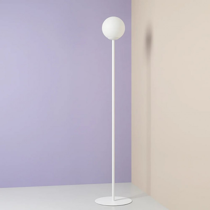 Lampa podłogowa szklana kula Pinne biała Aldex | Kup online