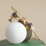 Lampa stołowa szklana Ball Colours S - Aldex | Elegancki design