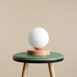 Lampa stołowa szklana Aldex Ball Colours S Coral - Stylowe oświetlenie