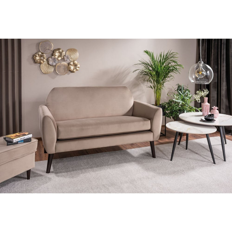 Sofa welurowa 2 osobowa Mena Velvet ciemny beż Signal