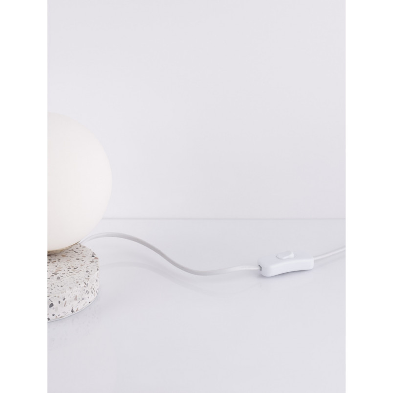 Lampa stołowa szklana kula Nelson biały - Decolab24
