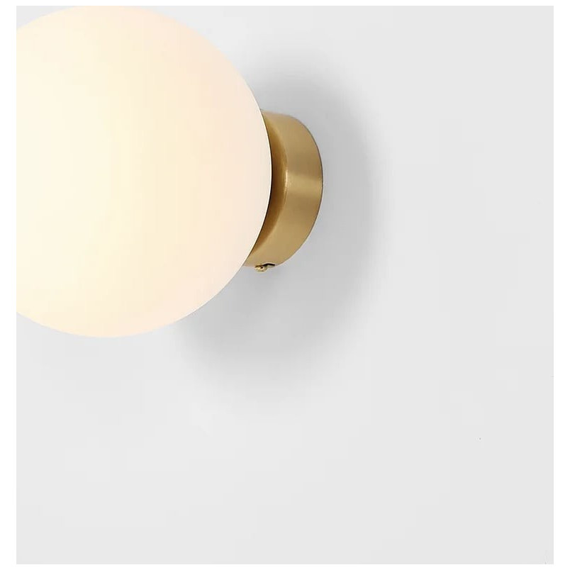 Kinkiet szklana kula Ball Brass 20cm | Aldex - Eleganckie oświetlenie