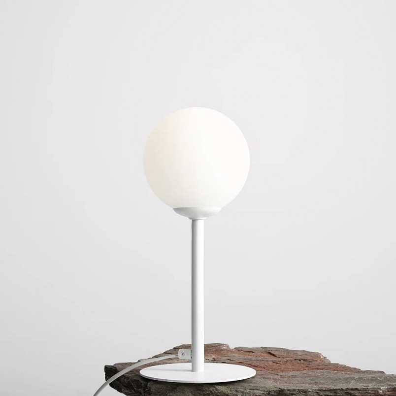 Lampa stołowa szklana kula Pinne biała Aldex - Eleganckie oświetlenie