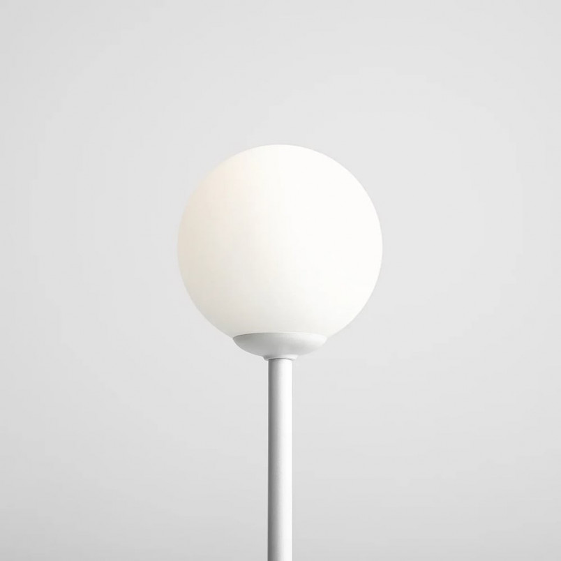 Lampa stołowa szklana kula Pinne biała Aldex - Eleganckie oświetlenie
