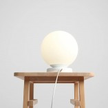 Lampa stołowa szklana Ball White 20 | Aldex - Elegancki design