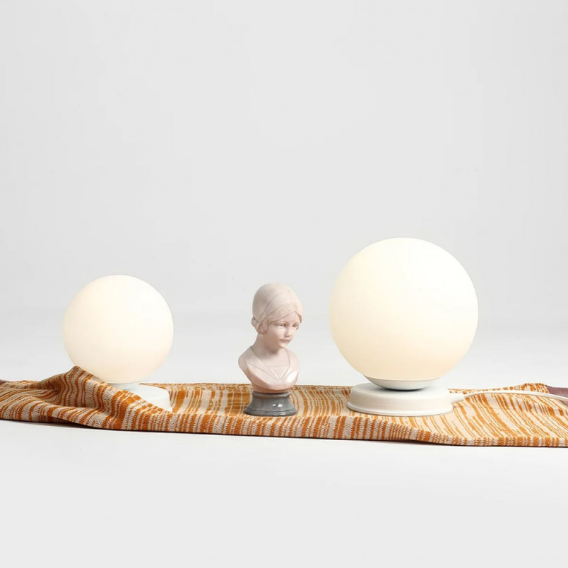 Lampa stołowa szklana Ball White 20 | Aldex - Elegancki design