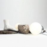 Lampa stołowa szklana Aldex Ball Chrome 20 - Elegancki design