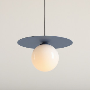 Lampa wisząca Loop - szklana kula, biały/niebieski | Aldex