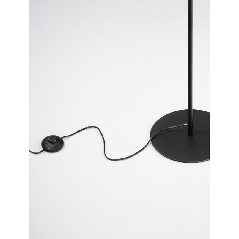Lampa podłogowa czarna Nikola | Minimalistyczny design - Decolab24
