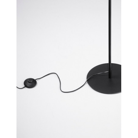 Lampa podłogowa czarna Nikola | Minimalistyczny design - Decolab24
