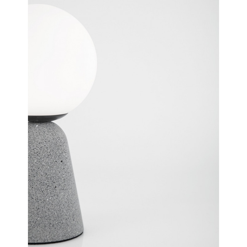 Lampa stołowa betonowa Noon | Szklany klosz, Styl Japandi