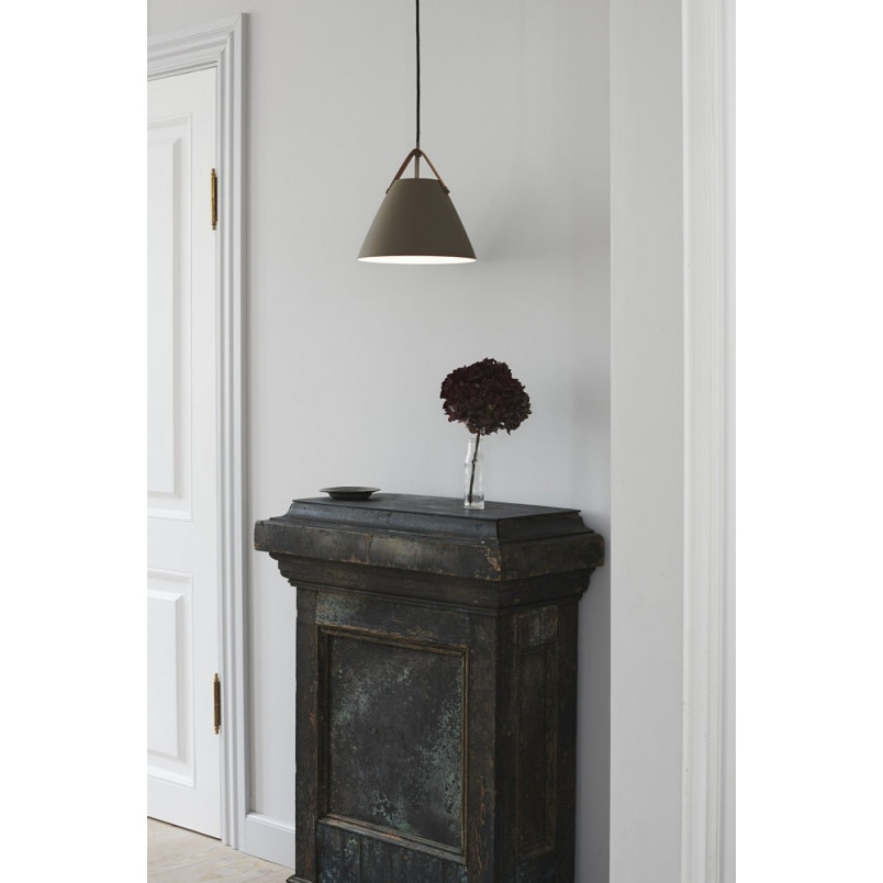 Lampa wisząca Strap beżowa | Design For The People