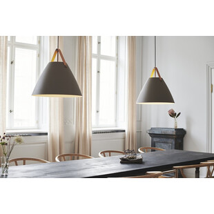 Lampa wisząca Strap beżowa | Design For The People
