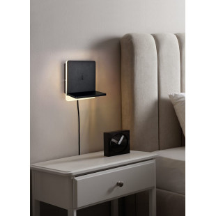 Kinkiet Fairfield LED Trio: Nowoczesny design z USB i ładowaniem