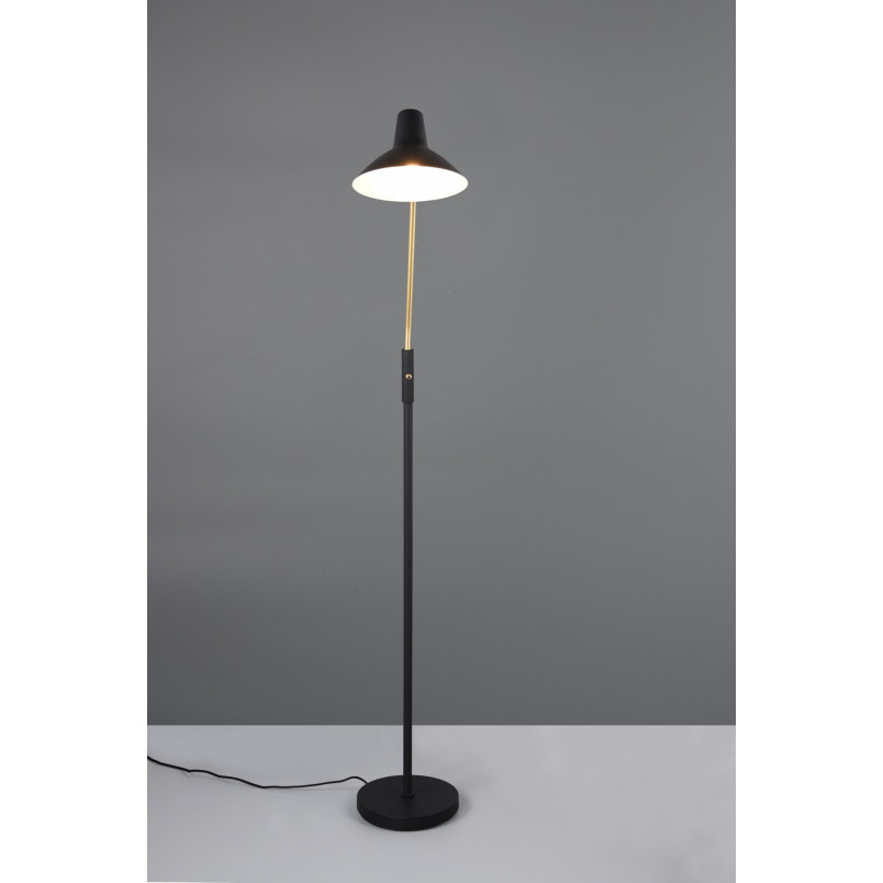 Lampa podłogowa Traveller Trio | Czarna, Regulowana, Skandynawska