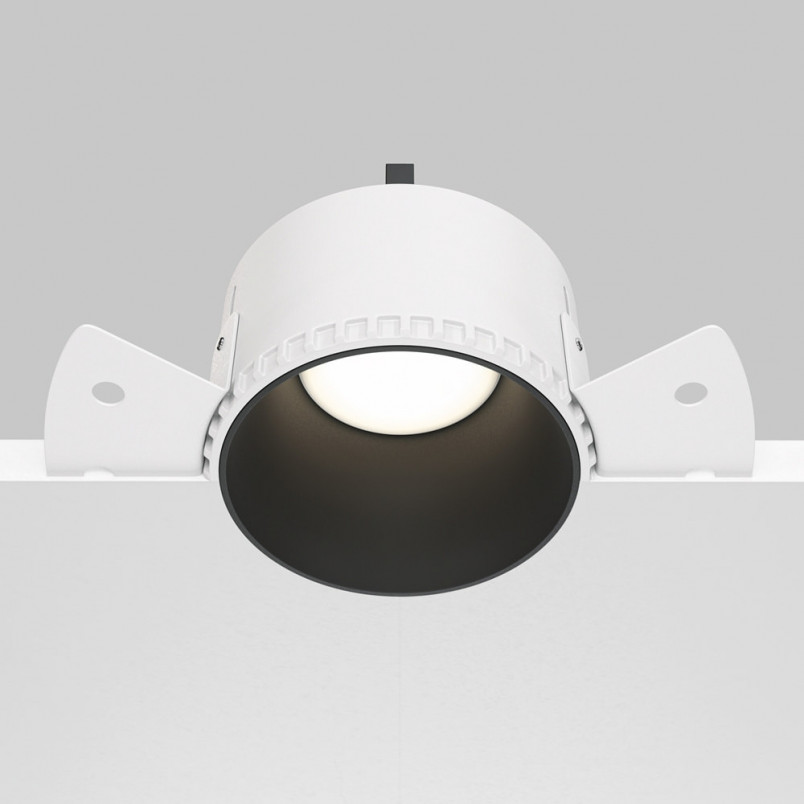 Lampa Share Maytoni: Regulowany spot podtynkowe czarny | Światło
