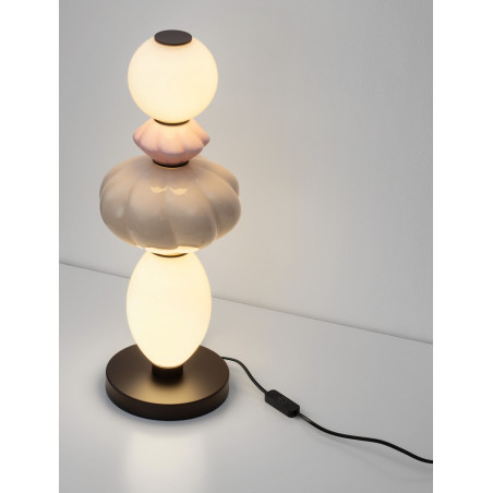Lampa stołowa Notea LED: Dekoracyjny design, zmienne kolory | Decolab24