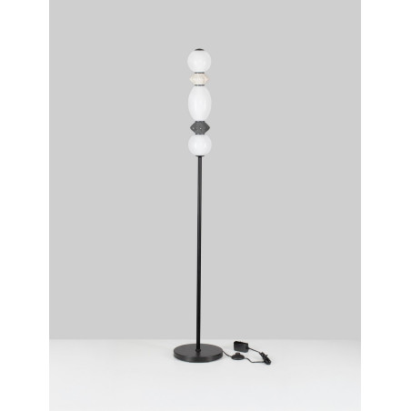 Lampa podłogowa Lipana LED - Szkło i Ceramika | Decolab24