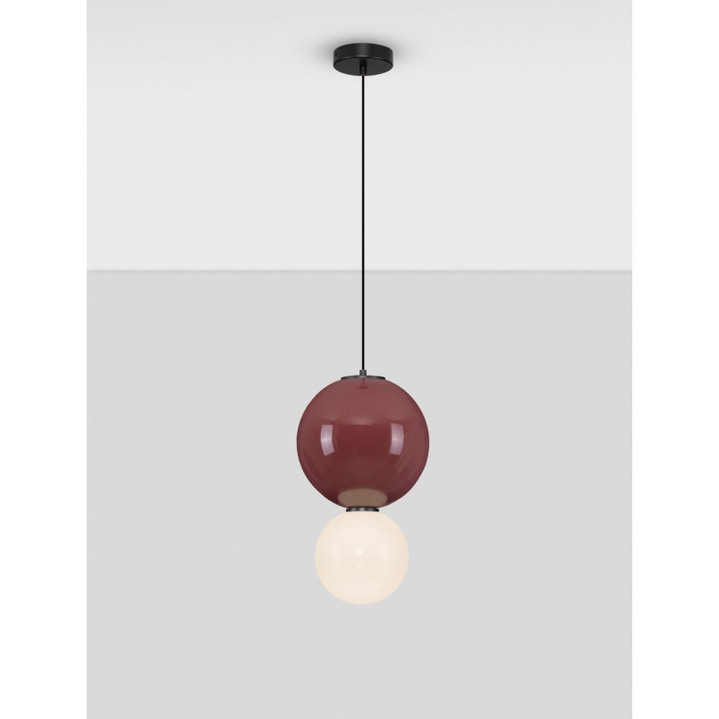 Lampa wisząca Senio: Szklana kula z porcelaną, biało-bordowa | Decolab24