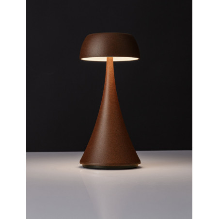 Lampa zewnętrzna Cypro LED rdzawa - bezprzewodowa, ściemniacz USB