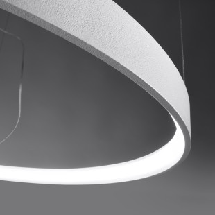 Żyrandol LED Rio Thoro: Nowoczesny Design, 1399 PLN