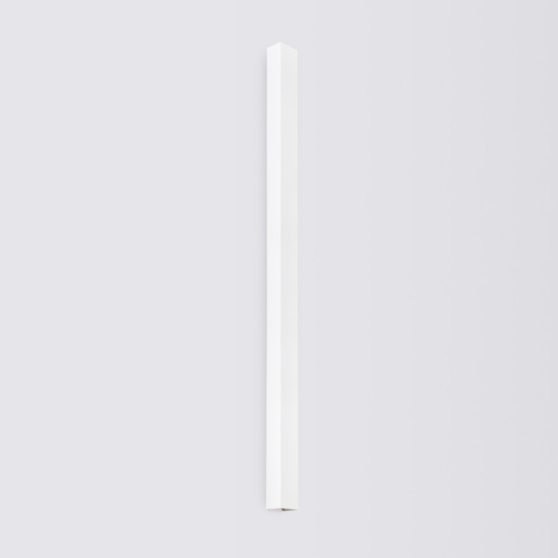 Kinkiet pionowy Freya 150cm biały Thoro - Minimalistyczny design
