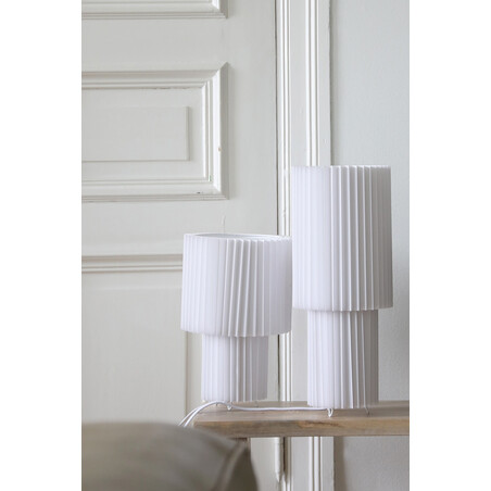 Lampa stołowa plisowana Catis biała | Markslojd - Skandynawski Design