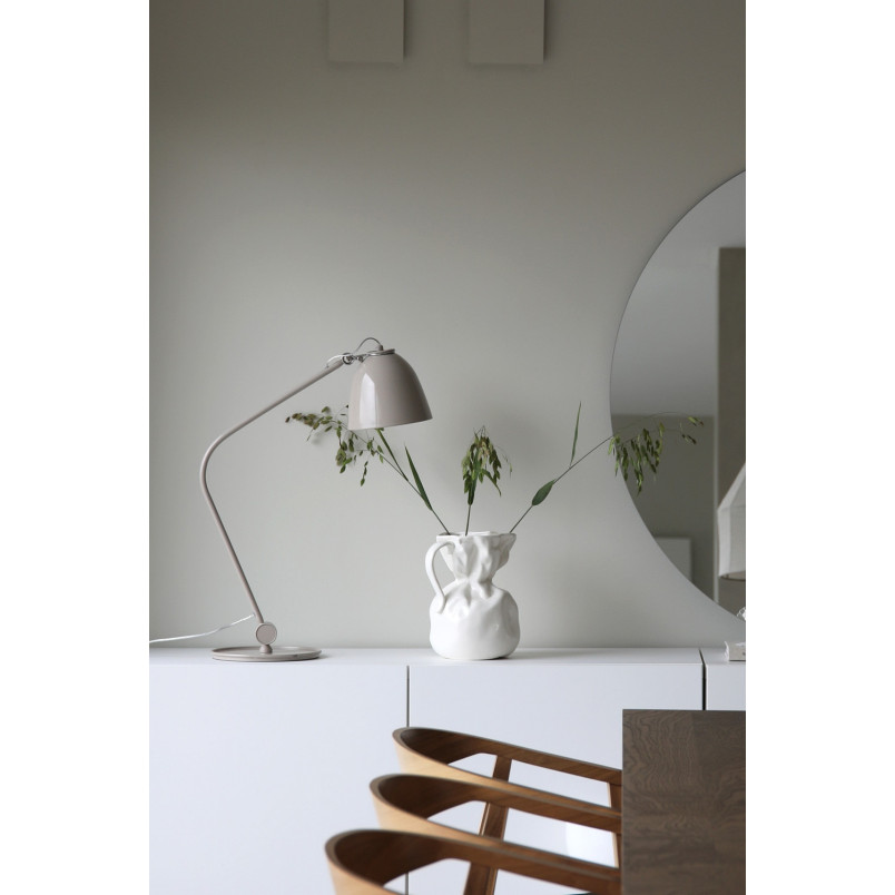 Lampa stołowa Tilt szaro-beżowa Markslojd - Skandynawski design