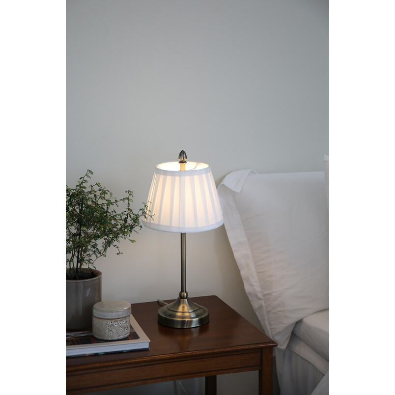 Lampa stołowa Oxford - klasyczna elegancja | Markslojd