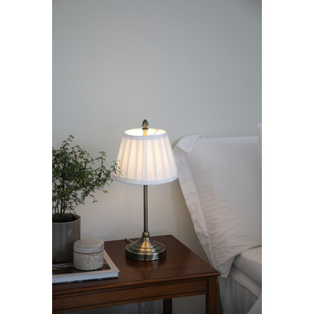 Lampa stołowa Oxford - klasyczna elegancja | Markslojd