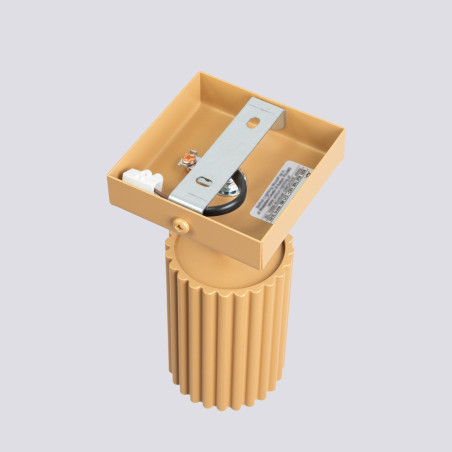 Kinkiet ryflowany Karbon złoty Sollux - Elegancki design