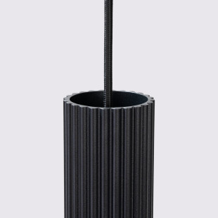Lampa wisząca Karbon Sollux | Czarna tuba ryflowana