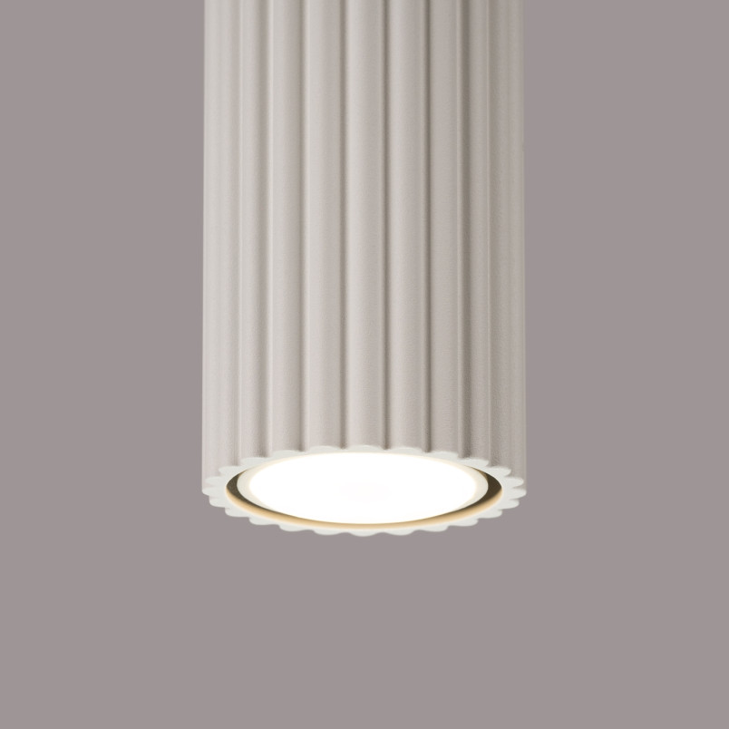 Lampa Sollux Karbon: Ryflowana tuba, beżowa - Kup online!