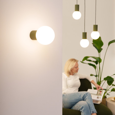 Lampa wisząca Halo Sollux: Stylowe oświetlenie do salonu
