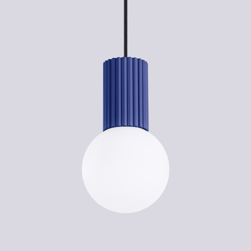 Lampa wisząca Halo Sollux - Ryflowana kula, biały/ultramaryna