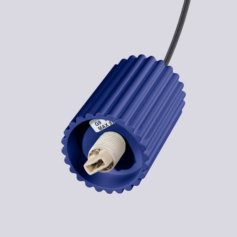 Lampa wisząca Halo Sollux - Ryflowana kula, biały/ultramaryna