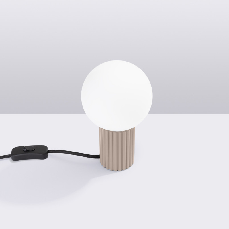 Lampa stołowa Halo Sollux - Ryflowana, szklana kula | Kup online
