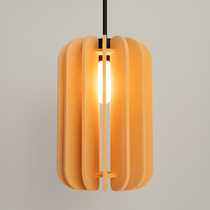 Lampa wisząca filcowa Mula żółta Sollux | Odkryj ciepło i styl