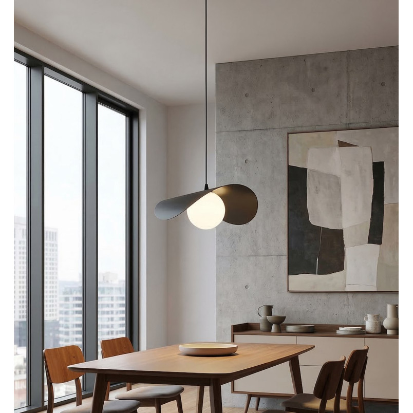 Lampa wisząca Emibig Ritual: nowoczesny design, szklana kula