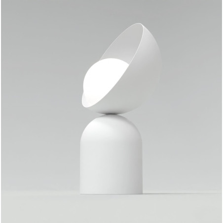 Lampa stołowa Emibig Boto: Designerski styl, szklana kula