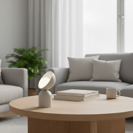 Lampa stołowa Emibig Boto: Designerski styl, szklana kula