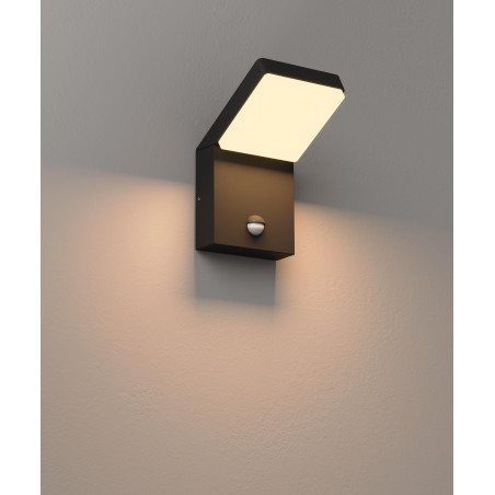 Maxlight W0472 Lampa Zewnętrzna Z Czujnikiem Ruchu Fiss 20W Czarny Ip66 MaxLight