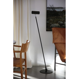 Lampa podłogowa ze ściemniaczem Arlo 132cm LED 3000K czarna Markslojd