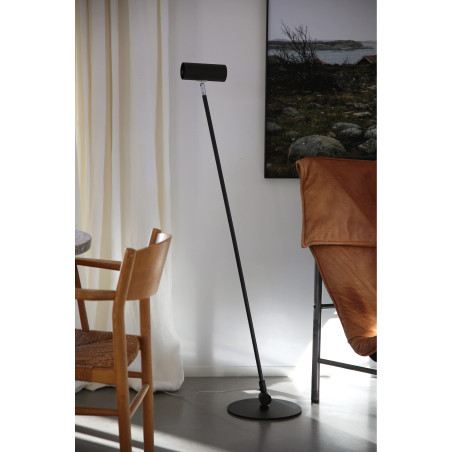 Lampa podłogowa ze ściemniaczem Arlo 132cm LED 3000K czarna Markslojd